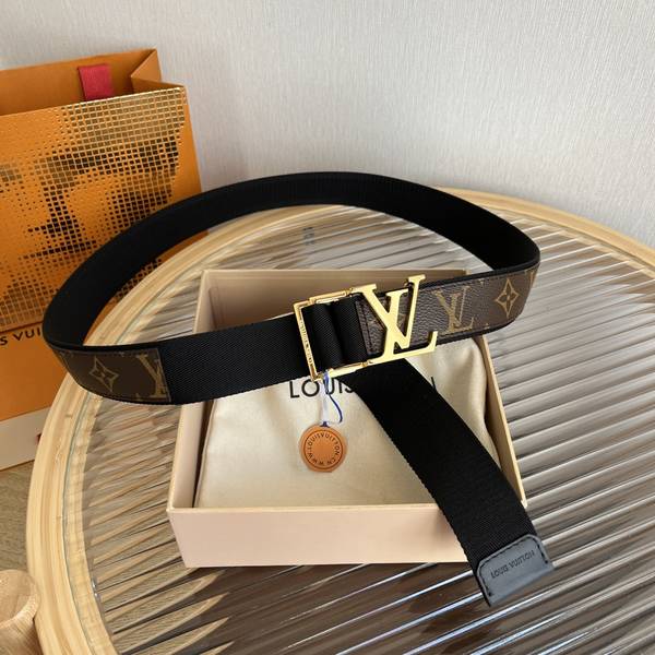 Louis Vuitton 35MM Belt LVB00307